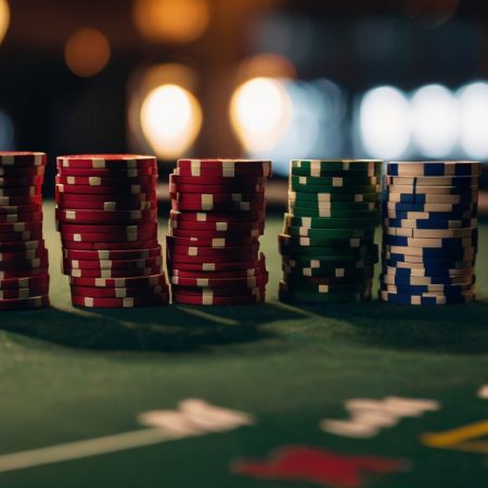 Що таке флет кол у покері